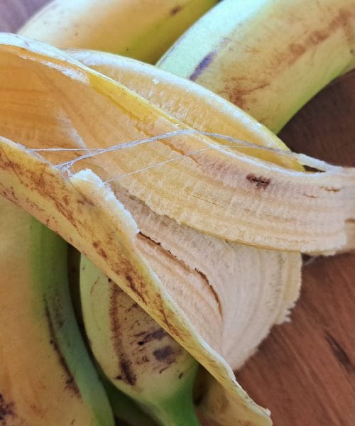 Banane in kis: nenavaden vrtni trik, ki ga je vredno preizkusiti