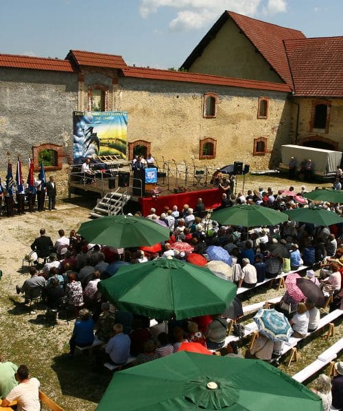 7. junij in dan izgnancev v Brestanici: spomin, ki naj nikakor ne izgine