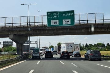 Pot proti Zagrebu bo počasnejša, promet je preusmerjen na polovico avtoceste