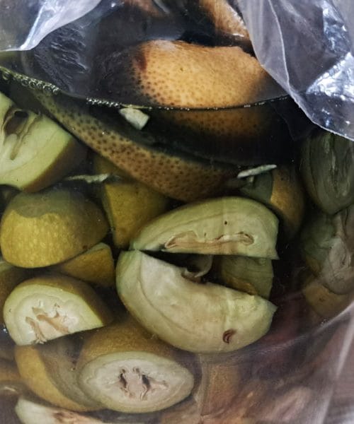 Zakaj babice v orehovec vedno dodajo narezane limone?