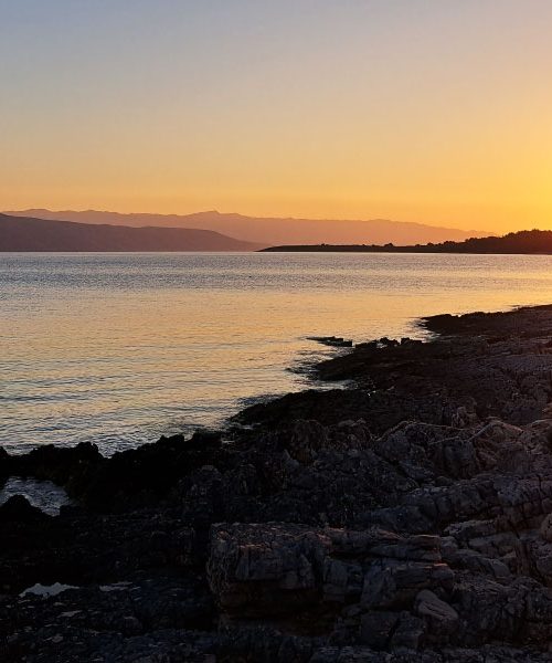 Vse za danes: Kaj se naučiš, če nekaj dni zapored vstaneš ob sončnem vzhodu?