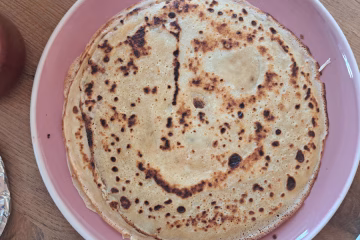 Naredili bi 12 palačink? Imamo recept, ki ga boste delili tudi s prijatelji