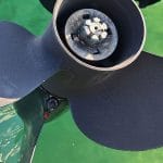 Propeler zunajkrmnega motorja