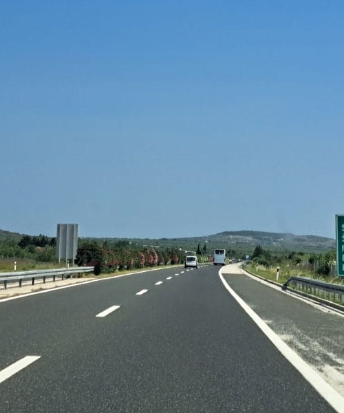 Na tem delu hrvaške avtoceste je v eni uri prehitro vozilo tudi več Slovencev