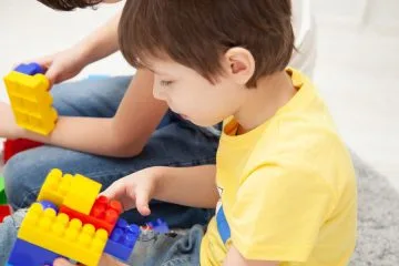 Devet navad, ki jih otrok potrebuje za boljšo pozornost – starši jih spregledajo