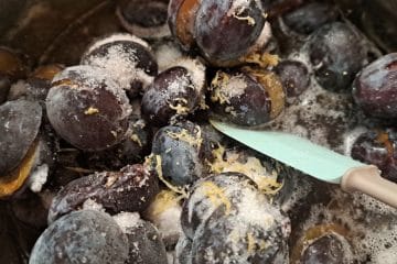Kako skuhati slivovo marmelado, da bo gosta, dišeča in ne presladka