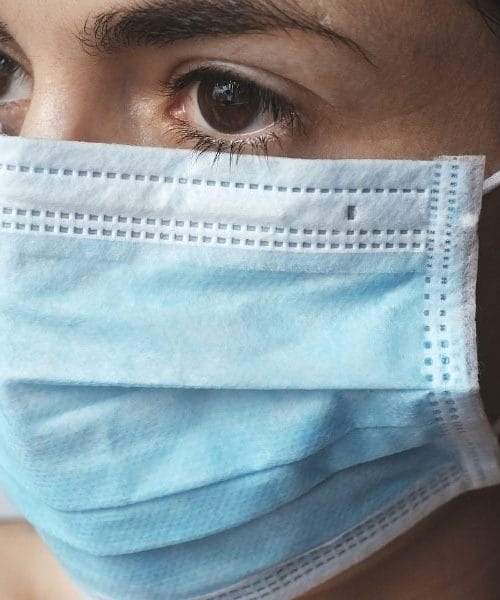 Mesec prve pomoči 2025: znanja, ki rešujejo življenja v času podnebnih sprememb