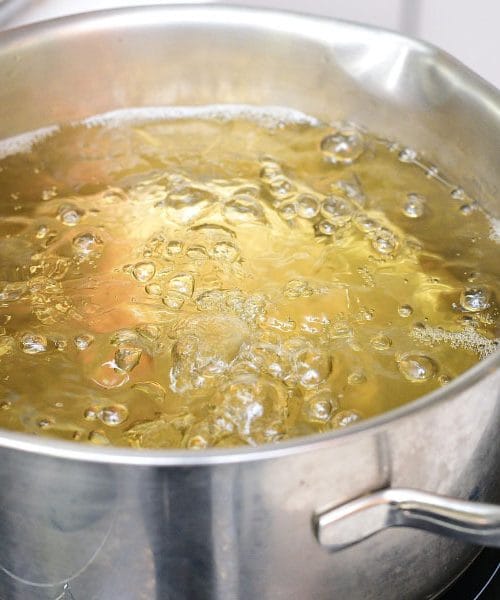 Riževa voda – rešitev za rastline ali čudež iz kuhinje?