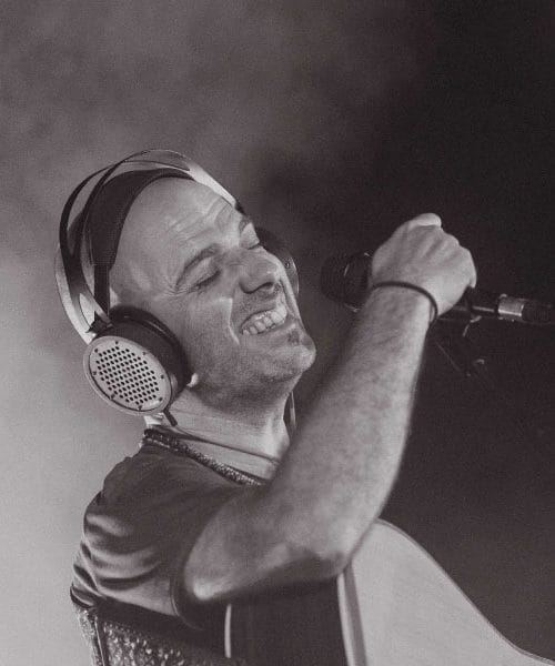 Rudi Bučar z novo pesmijo Kamen, trn in brin