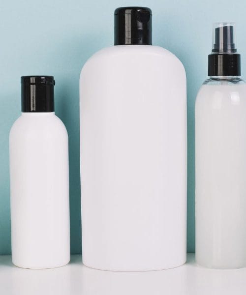 Šampon ni samo za lase, tu je šest presenetljivih načinov uporabe v gospodinjstvu