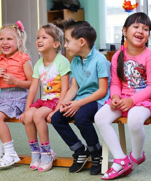 Seznam 100 novih imen, ki so se v Sloveniji prvič pojavila po letu 2000