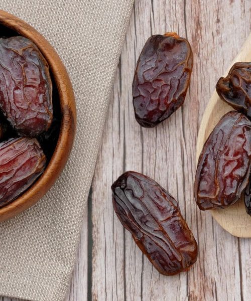 Dnevni obred, ki vam bo prinesel več energije: datlji zjutraj