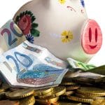 Slovenci, napake in finance