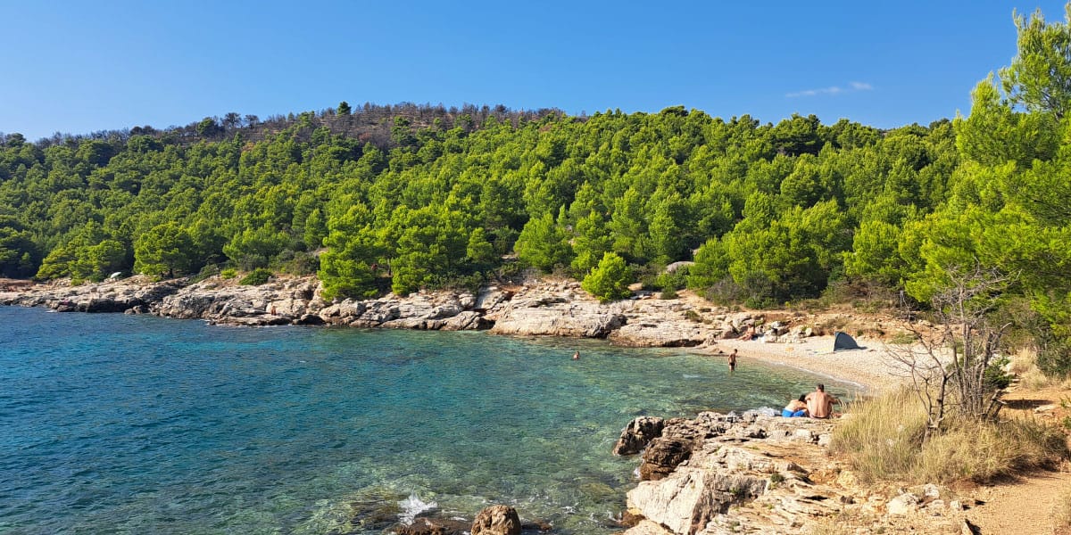 FKK plaža, Kosirina, Murter, Hrvaška