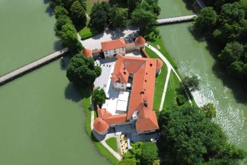 Pet gradov v Sloveniji, ki jih je vredno obiskati oktobra
