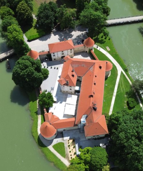 Pet gradov v Sloveniji, ki jih je vredno obiskati oktobra