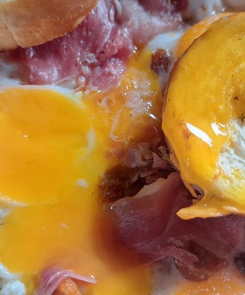 Tako boste naredili najboljša jajca na oko z mehkim rumenjakom