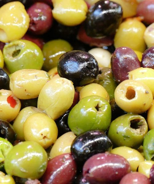Zakaj jesti olive? 9 izjemnih koristi za zdravje