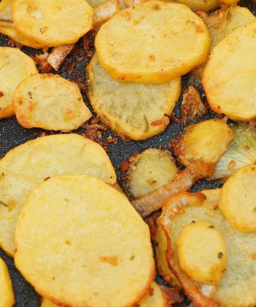 Naredite to med peko, da se krompir zapeče hrustljavo, ne suho