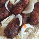 Čevapčiči, čebula