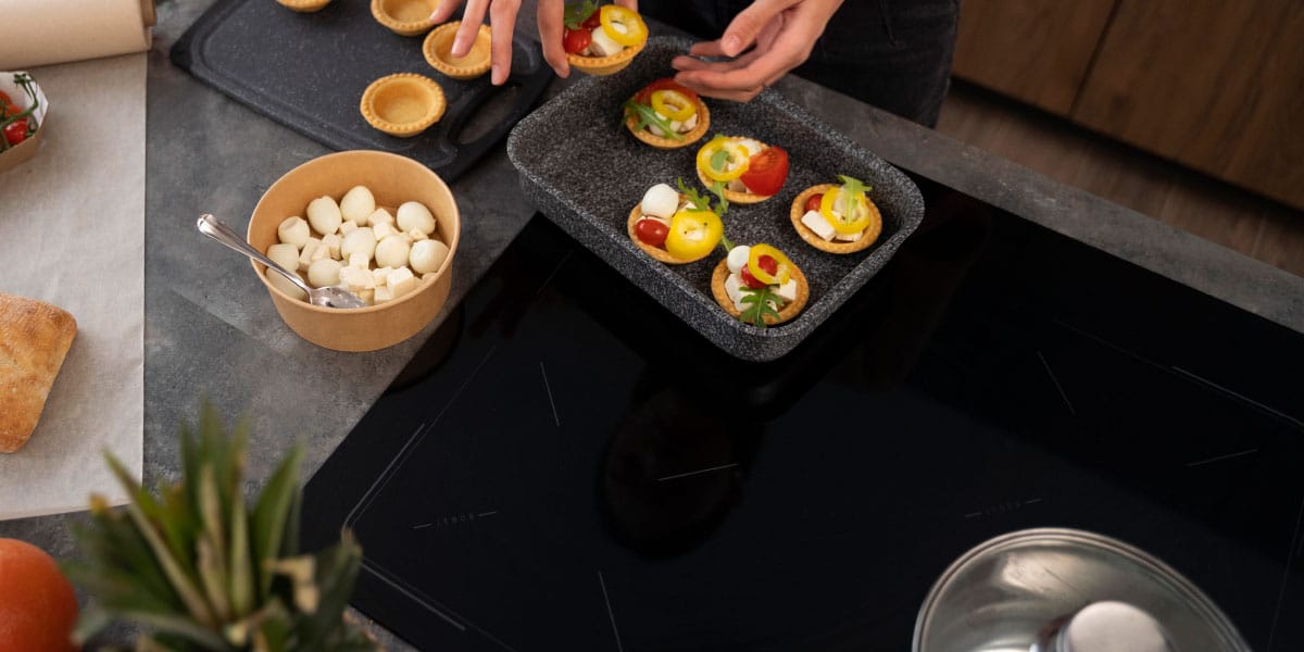 Steklokeramična plošča