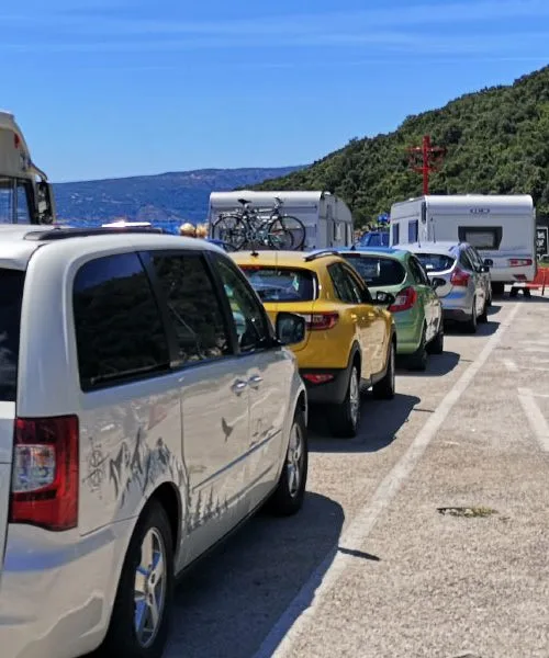 Kdaj Slovenci najpogosteje hodijo na morje?