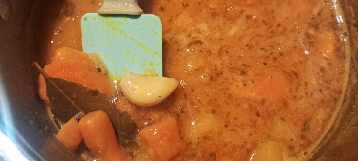 Česen v bučni juhi