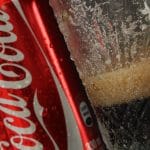 Zakaj je Coca Cola črne barve?