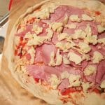 Domača pica na loparju