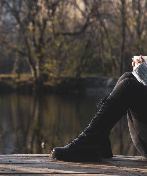 Paradoks povezljivosti: Zakaj smo sredi digitalnega hrupa vse bolj sami?