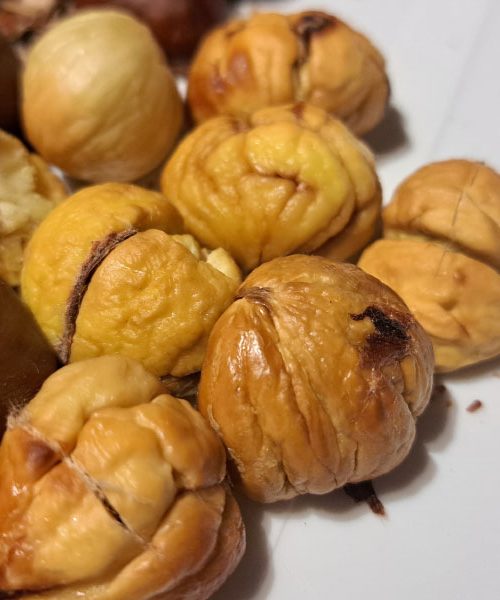 Kostanj iz ponve s trikom peki papirja – skrivnost popolnega jesenskega vonja