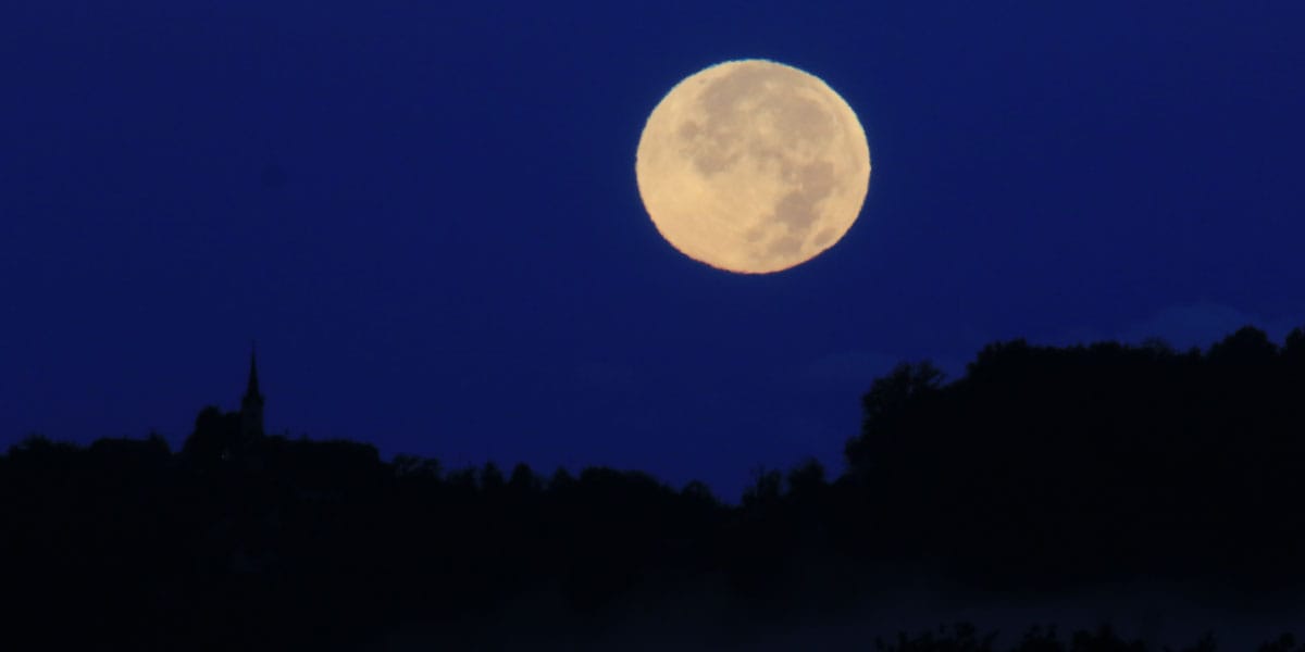Polna luna, oktober 2025