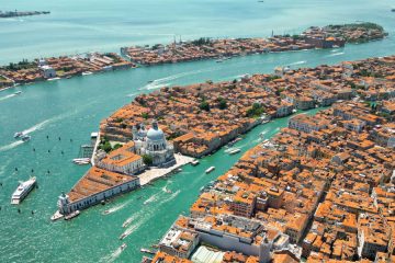 Kam na izlet? Benetke v sosednji Italiji so lahko dobra ideja