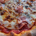 Napihnjen rob na pici