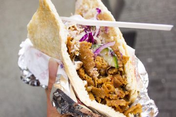 Domači kebab, ki je osvojil TikTok in preseneča z enostavnostjo