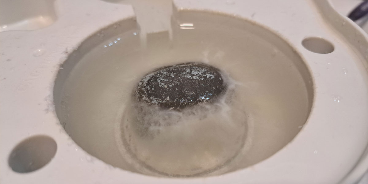 Kako očistiti grelec razvlažilca zraka