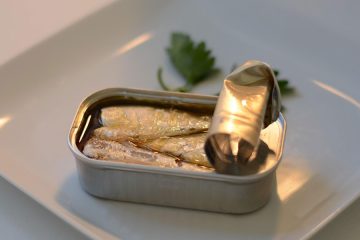 Danes svetujemo: koliko časa lahko odprta konzerva ostane v hladilniku?