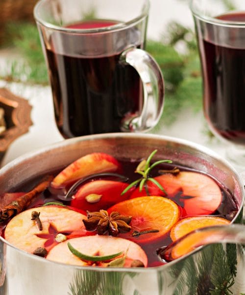 Najpogostejše napake pri pripravi kuhanega vina – in kako jih preprečiti