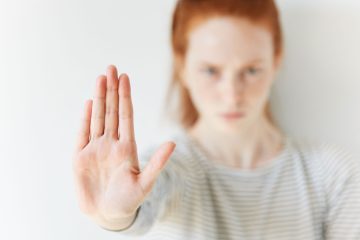 25. november – dan, ko statistika dobi obraz žensk, ki nasilja ne bi smelo nikoli doživeti