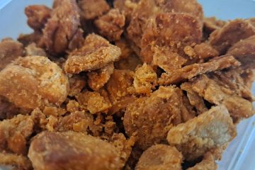 Pašteta iz ocvirkov, ki vas bo osvojila že po prvem grižljaju