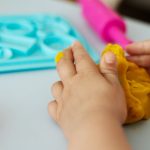 Igranje s plastelinom