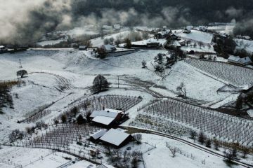 Prvi večji sneg v Sloveniji čez noč – razkril zanimive razlike med regijami