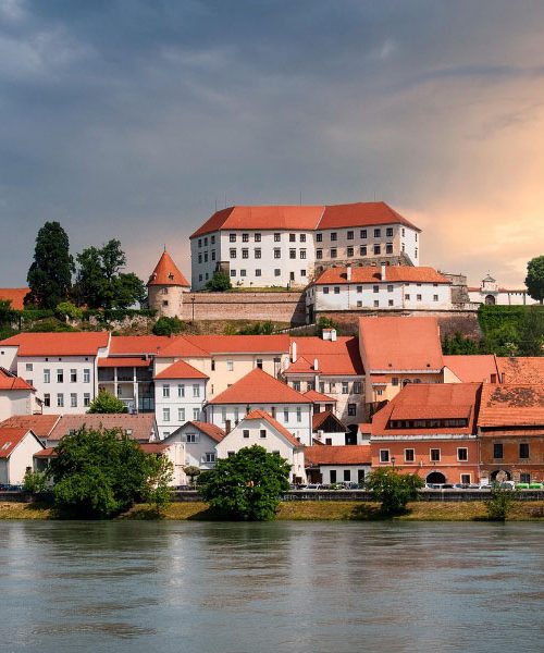 To je 7 slovenskih mest, ki so popolna za sobotni jesenski izlet