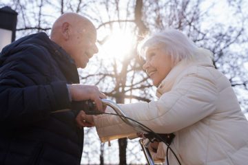 Slovenci nad 60 let imajo pozimi to skrito težavo, ki se je niti ne zavedajo