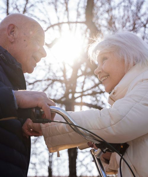 Slovenci nad 60 let imajo pozimi to skrito težavo, ki se je niti ne zavedajo
