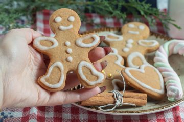 Švedski medenjaki (pepparkakor): piškoti, ki so postali simbol praznične topline