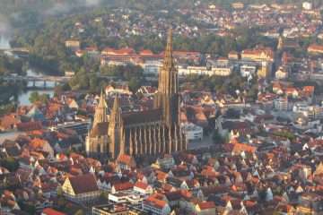 Ulmska katedrala skriva skrivnosti najvišjega cerkvenega stolpa na svetu