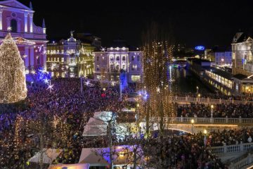 Prižig lučk 2025 po Sloveniji – datumi (Ljubljana, Maribor, Kranj, …)