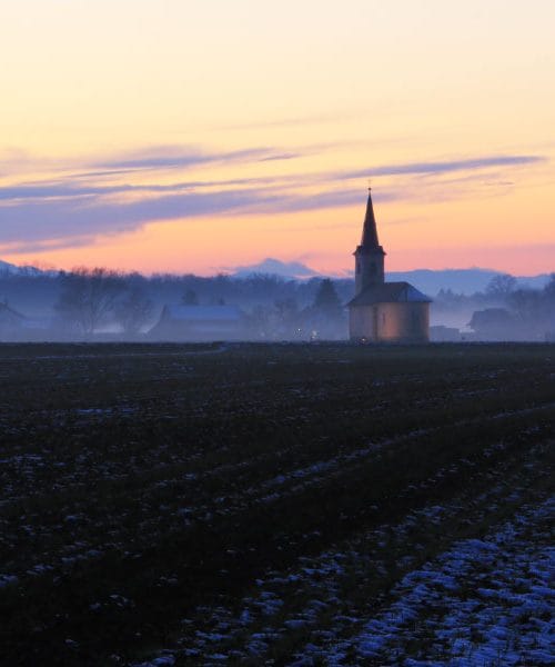 Cerkev sv. Miklavža v Sloveniji: zakaj imamo pri nas toliko cerkva z enakim zavetnikom?