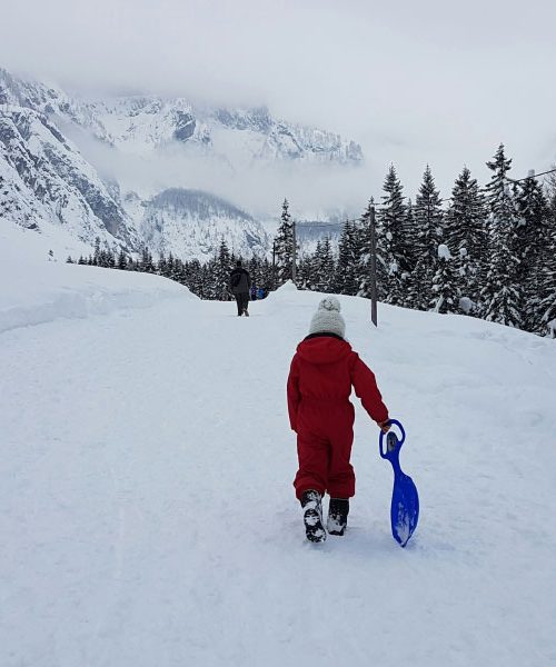 Najlepši zimski izleti v Sloveniji, ki jih ljudje pogosto spregledajo